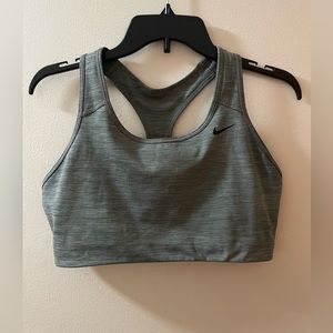 NIKE Sports Bra: XL